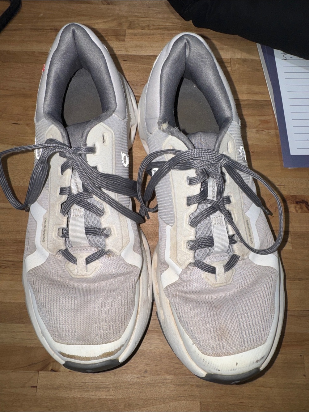 On Running Women's Light Gray Athletic Sandals